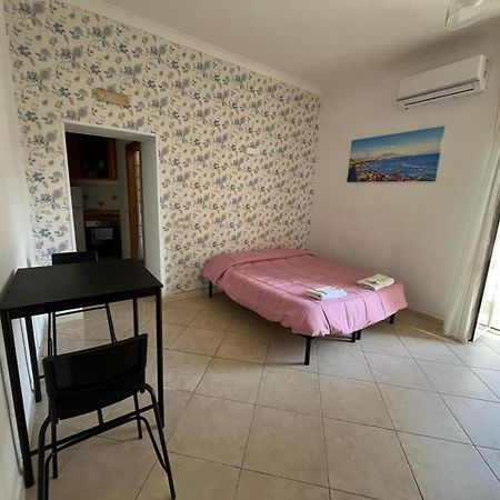 דירות נאפולי Casa Vacanza D&M מראה חיצוני תמונה