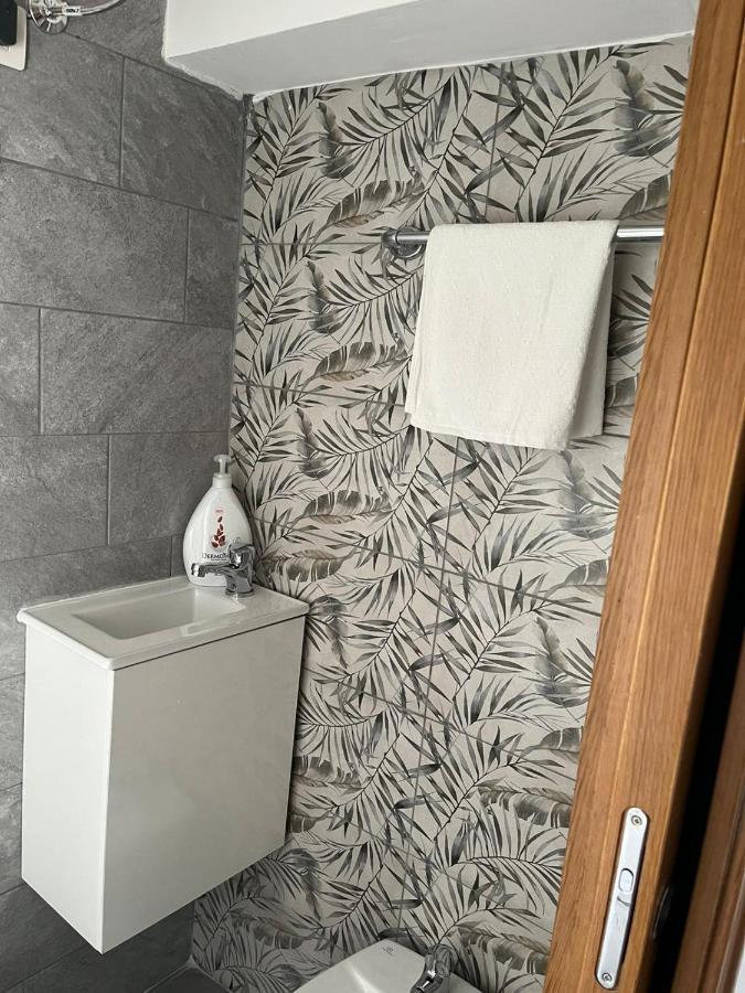 דירות נאפולי Casa Vacanza D&M מראה חיצוני תמונה