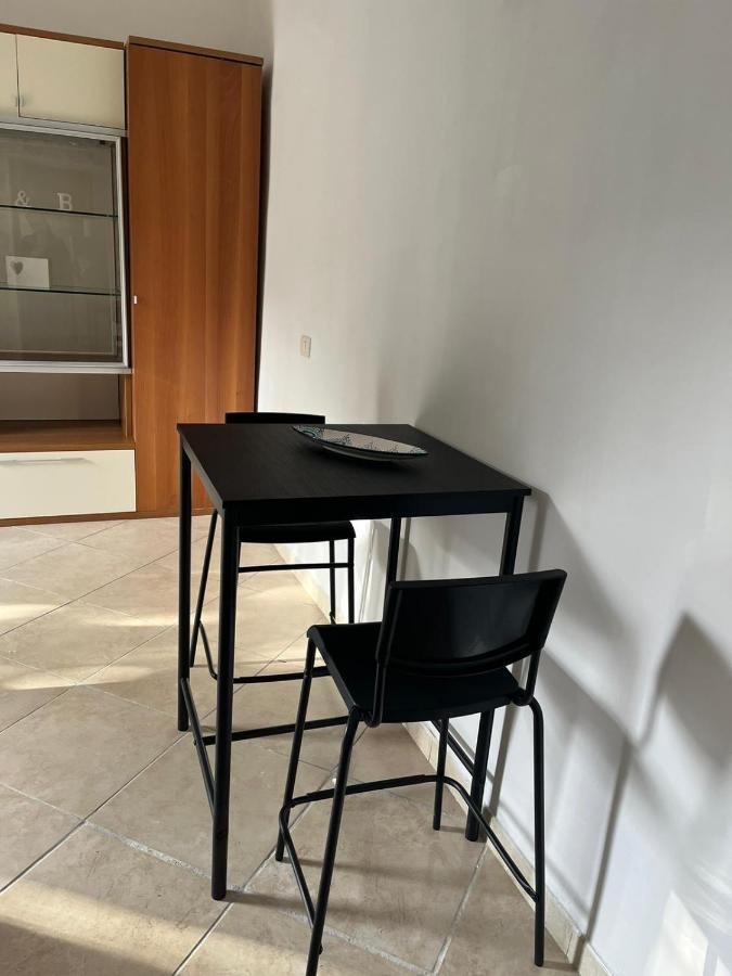 דירות נאפולי Casa Vacanza D&M מראה חיצוני תמונה