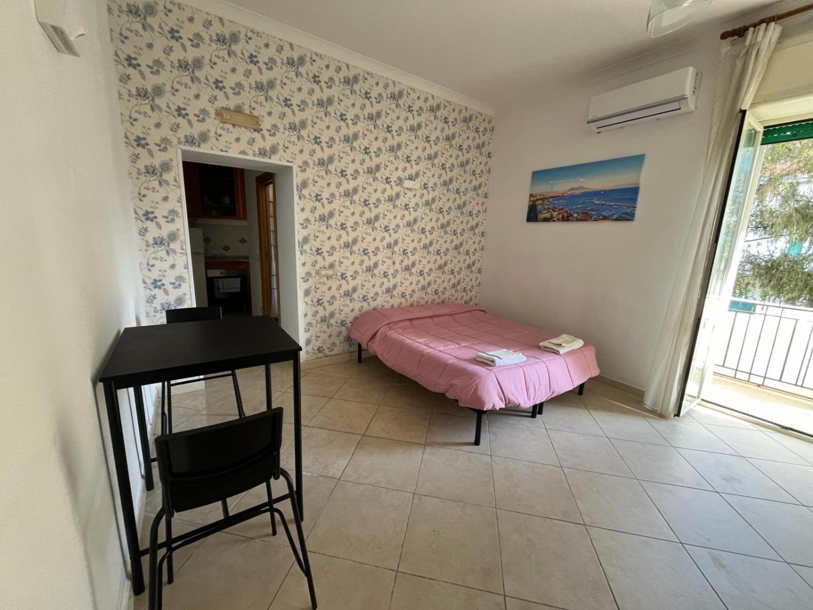 דירות נאפולי Casa Vacanza D&M מראה חיצוני תמונה